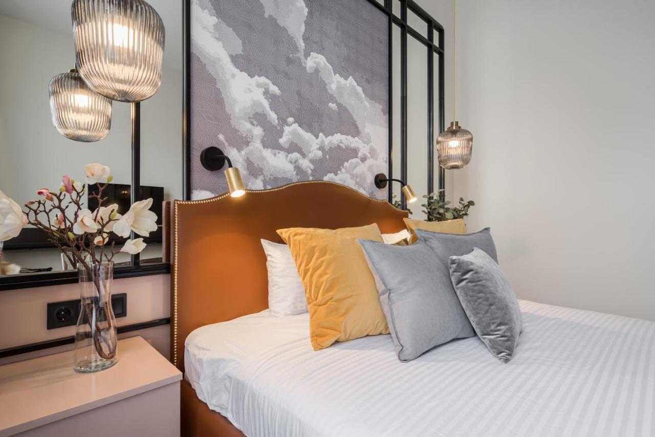Astoria Boutique Suites- Best Location By Bqa بودابست المظهر الخارجي الصورة
