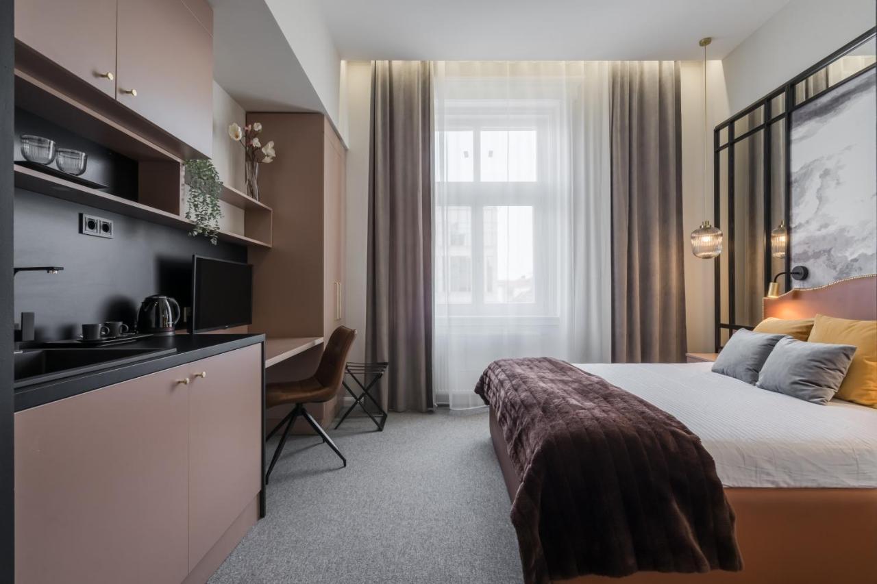 Astoria Boutique Suites- Best Location By Bqa بودابست المظهر الخارجي الصورة