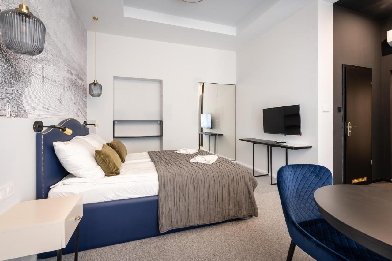 Astoria Boutique Suites- Best Location By Bqa بودابست المظهر الخارجي الصورة