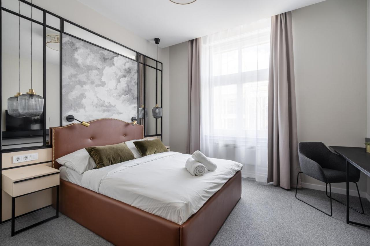Astoria Boutique Suites- Best Location By Bqa بودابست المظهر الخارجي الصورة